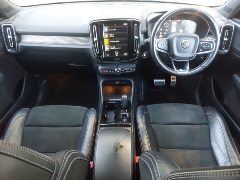 Used Volvo XC40 2018 for sale - 77154930: Photo 2