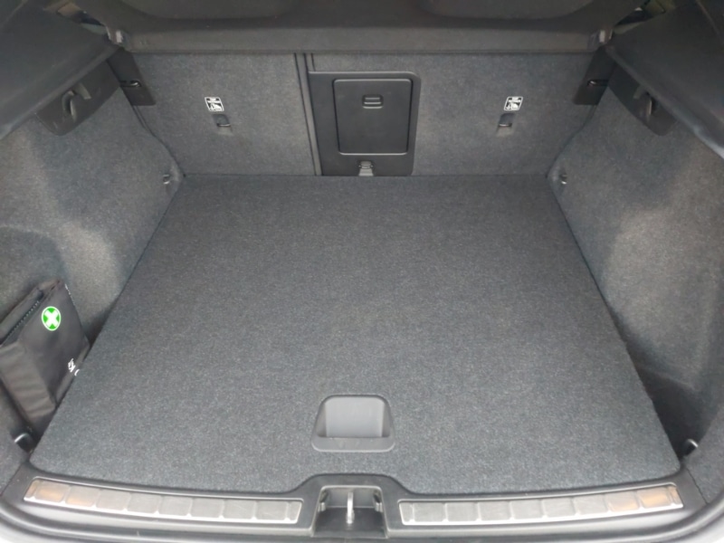 Used Volvo XC40 2018 for sale - 77154930: Photo 8