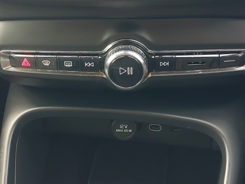 Used Volvo XC40 2024 for sale - 76771498: Photo 16