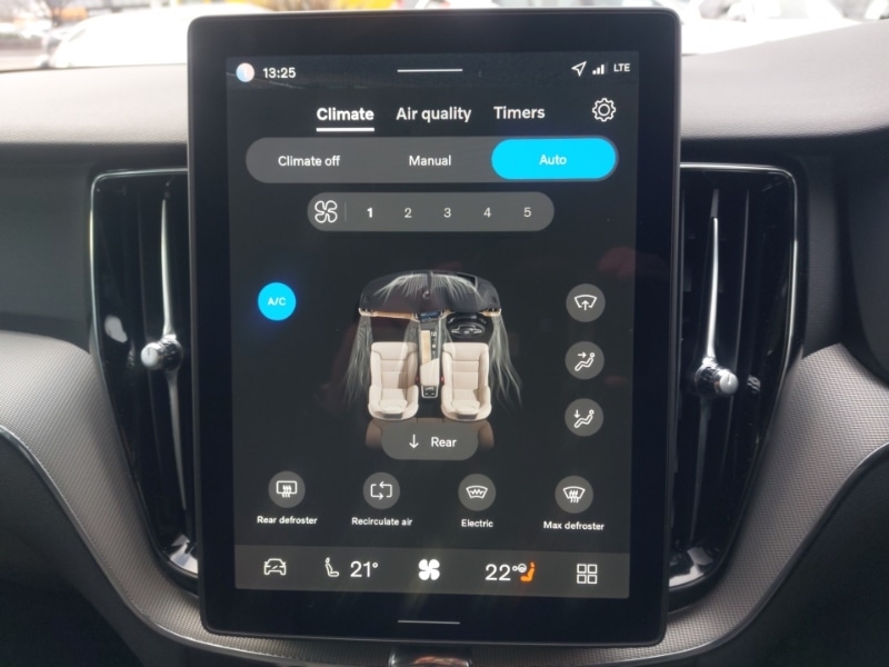 Used Volvo XC60 2025 for sale - 77453977: Photo 15