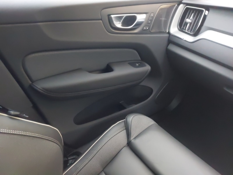 Used Volvo XC60 2025 for sale - 77234977: Photo 11