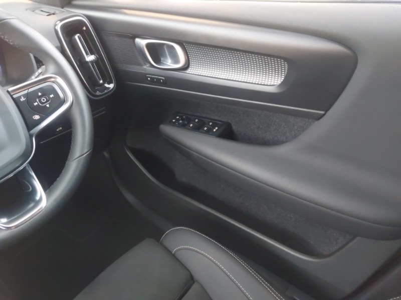 Used Volvo XC40 2022 for sale - 77028567: Photo 10