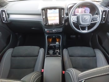 Used Volvo XC40 2022 for sale - 77028567: Photo