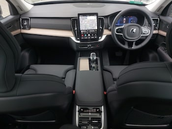 Used Volvo XC90 2025 for sale - 78948936: Photo