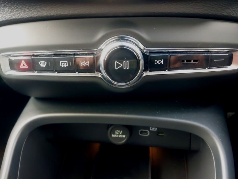 Used Volvo XC40 2024 for sale - 76795191: Photo 13