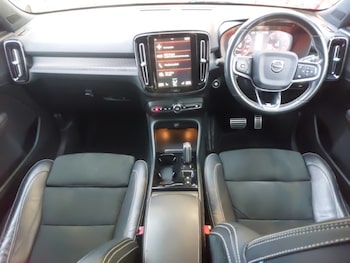 Used Volvo XC40 2019 for sale - 76427416: Photo