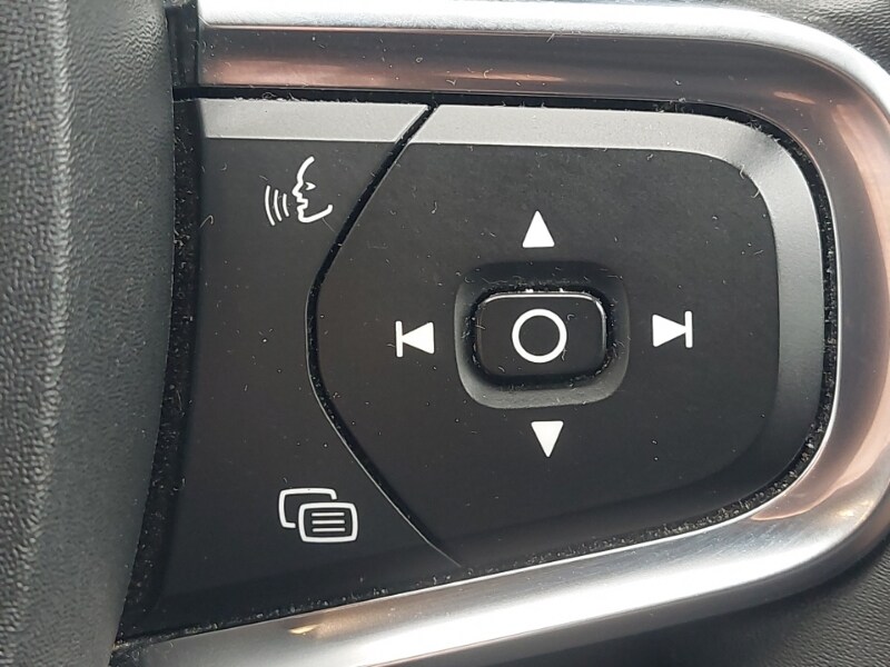 Used Volvo XC40 2022 for sale - 77338470: Photo 16