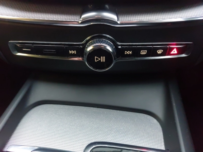 Used Volvo XC60 2022 for sale - 76788800: Photo 17