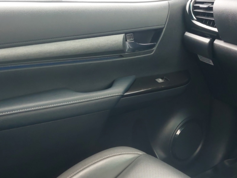 Used Toyota Hilux 2021 for sale - 76383999: Photo 11