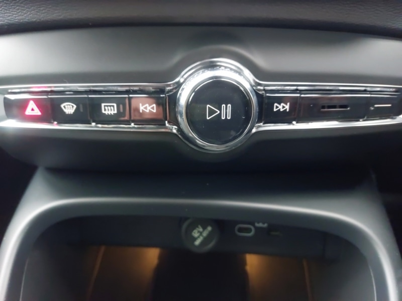 Used Volvo XC40 2025 for sale - 77467032: Photo 13