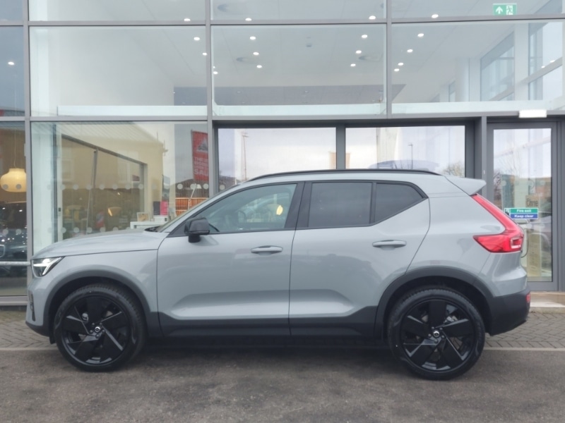 Used Volvo XC40 2025 for sale - 77467032: Photo 4