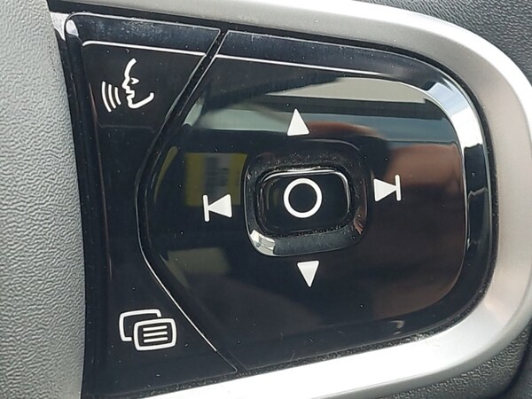 Used Volvo XC60 2021 for sale - 75132864: Photo 15