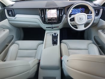 Used Volvo XC60 2022 for sale - 78440926: Photo