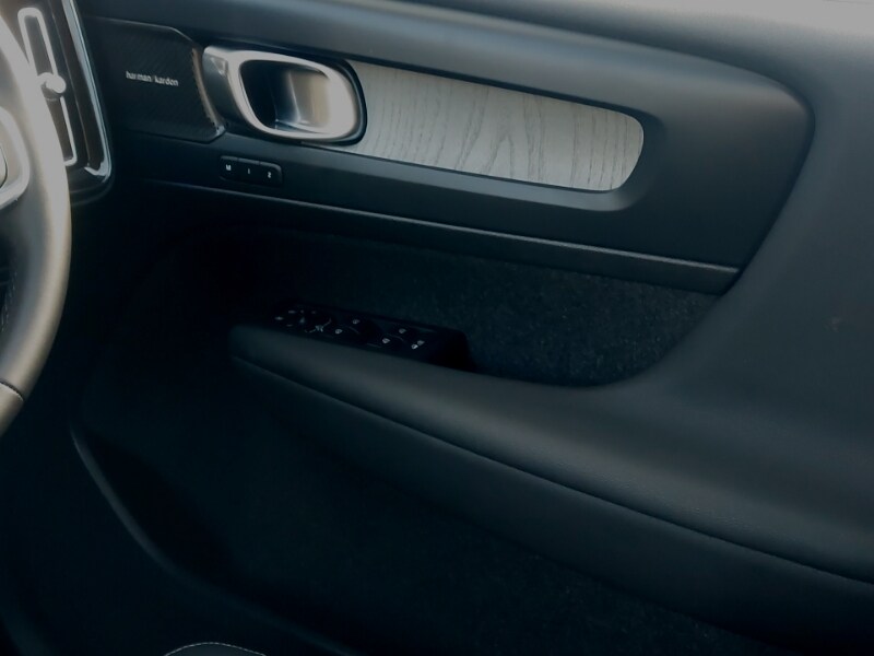 Used Volvo XC40 2024 for sale - 77366608: Photo 10