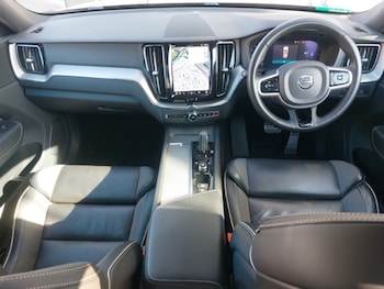 Used Volvo XC60 2022 for sale - 76834380: Photo