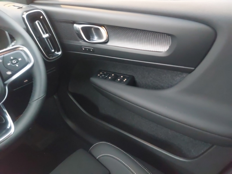 Used Volvo XC40 2025 for sale - 77141702: Photo 10