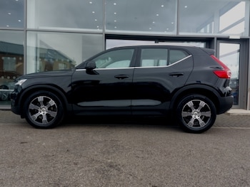 Used Volvo XC40 2021 for sale - 76435340: Photo