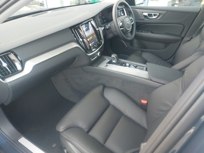 Used Volvo V60 2025 for sale - 77141701: Photo 5