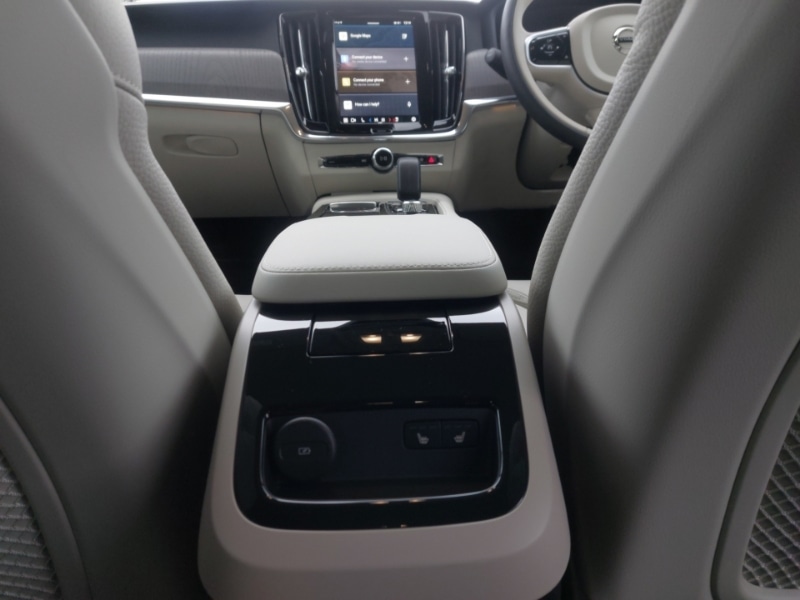 Used Volvo V90 2025 for sale - 77410010: Photo 13