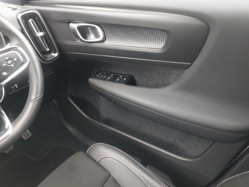 Used Volvo XC40 2022 for sale - 77066135: Photo 10