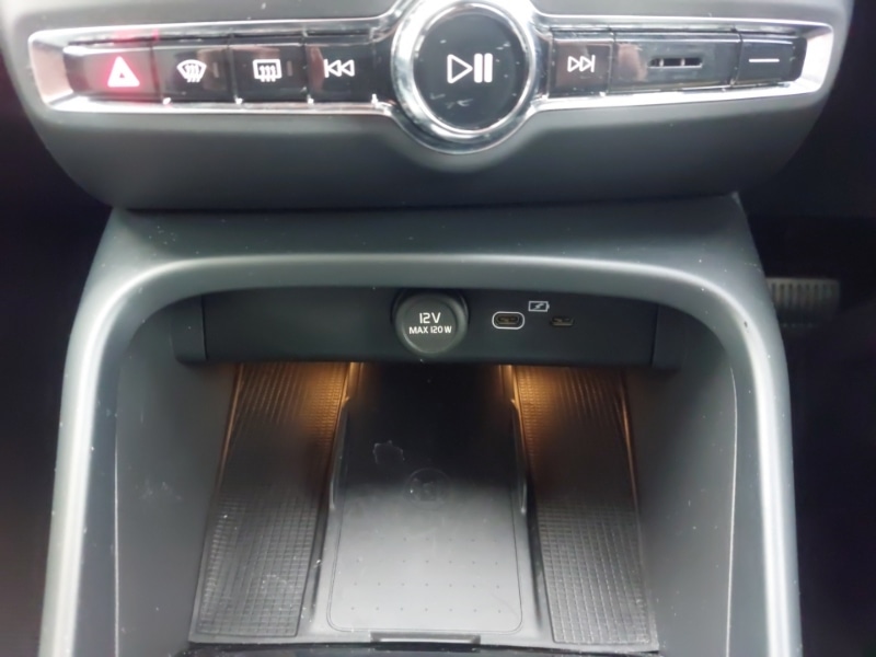 Used Volvo XC40 2023 for sale - 77154931: Photo 17