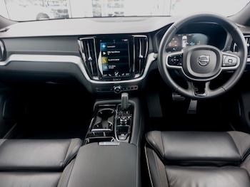 Used Volvo V60 2021 for sale - 76527477: Photo