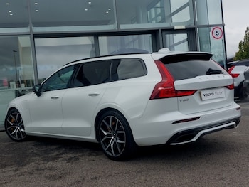 Used Volvo V60 2021 for sale - 76527477: Photo