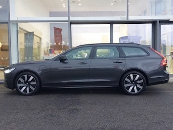 Used Volvo V90 2025 for sale - 79510751: Photo