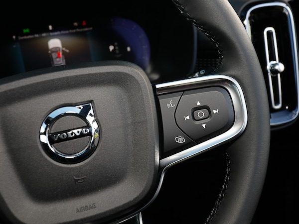 Used Volvo XC40 2025 for sale - 76199107: Photo 16