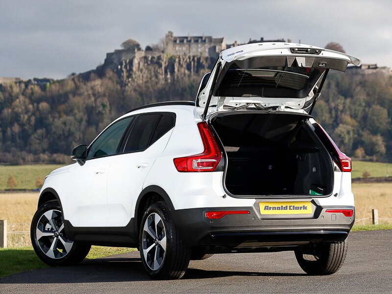 Used Volvo XC40 2025 for sale - 76199390: Photo 3