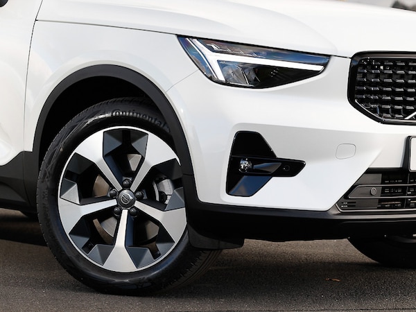 Used Volvo XC40 2025 for sale - 76199390: Photo 9