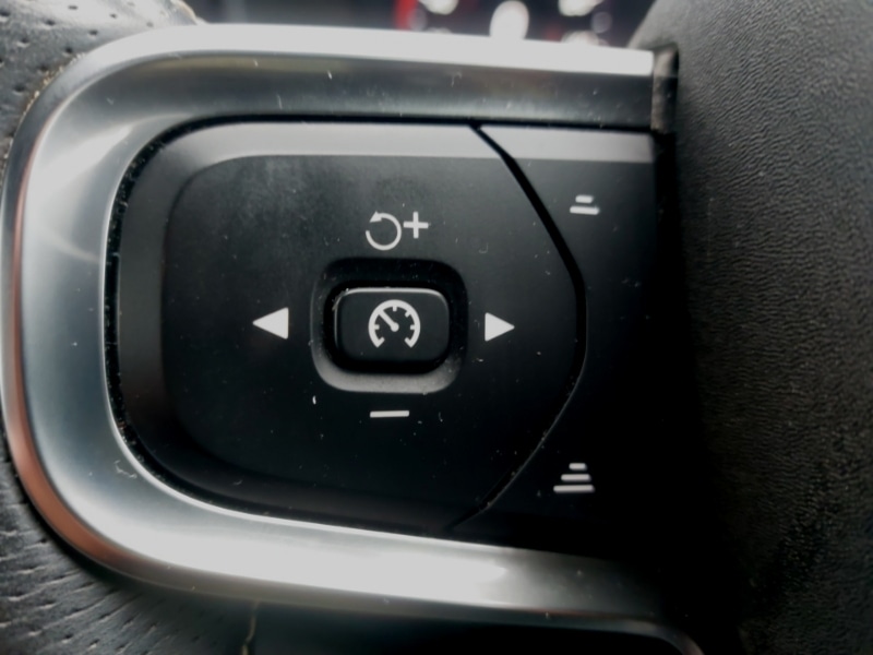 Used Volvo XC40 2021 for sale - 76150487: Photo 18
