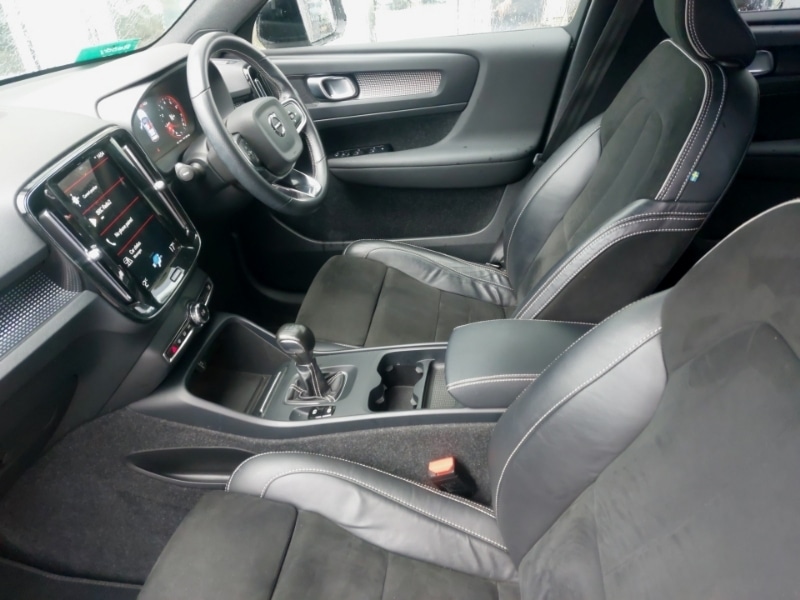 Used Volvo XC40 2021 for sale - 76150487: Photo 5