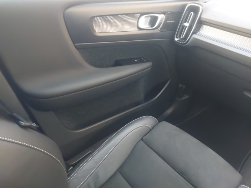 Used Volvo XC40 2021 for sale - 77119092: Photo 11