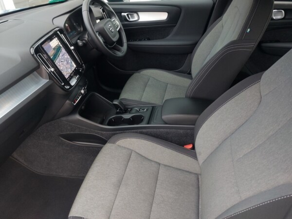 Used Volvo XC40 2024 for sale - 75767938: Photo 5