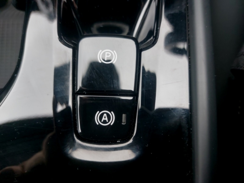 Used Volvo XC40 2024 for sale - 77405235: Photo 16