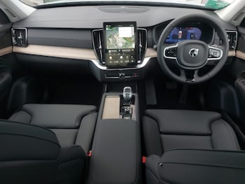 Used Volvo XC90 2025 for sale - 78594969: Photo
