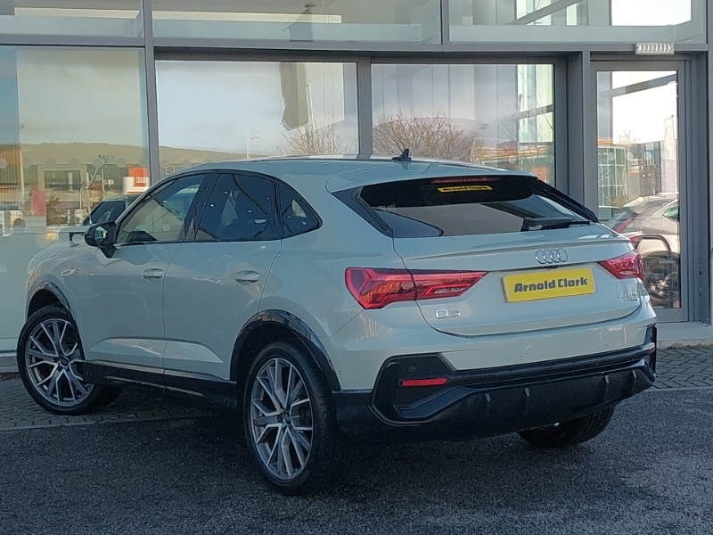 Used Audi Q3 2020 for sale - 76630697: Photo 3