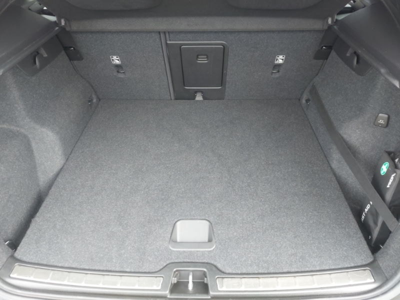 Used Volvo XC40 2020 for sale - 78126069: Photo 8