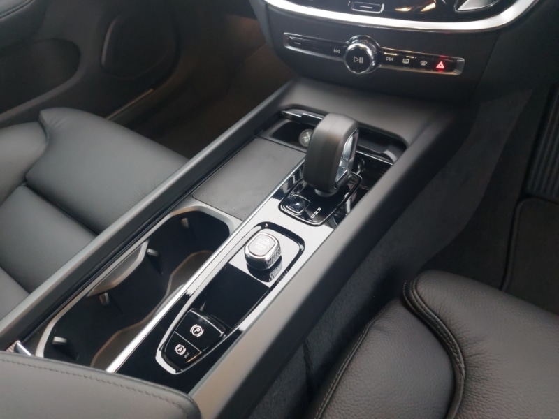 Used Volvo V60 2025 for sale - 77686240: Photo 19