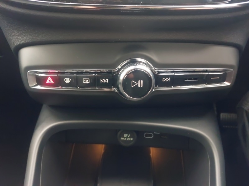 Used Volvo XC40 2025 for sale - 77405466: Photo 13