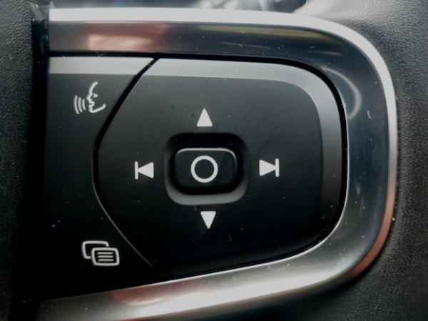 Used Volvo XC40 2024 for sale - 76271918: Photo 17