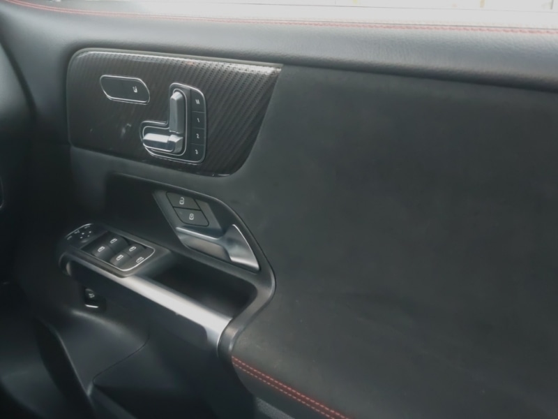 Used Mercedes-Benz GLB 2021 for sale - 76506975: Photo 10