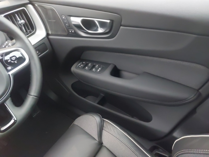 Used Volvo XC60 2025 for sale - 77338522: Photo 10