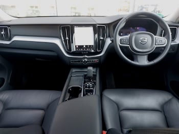 Used Volvo XC60 2022 for sale - 79207600: Photo