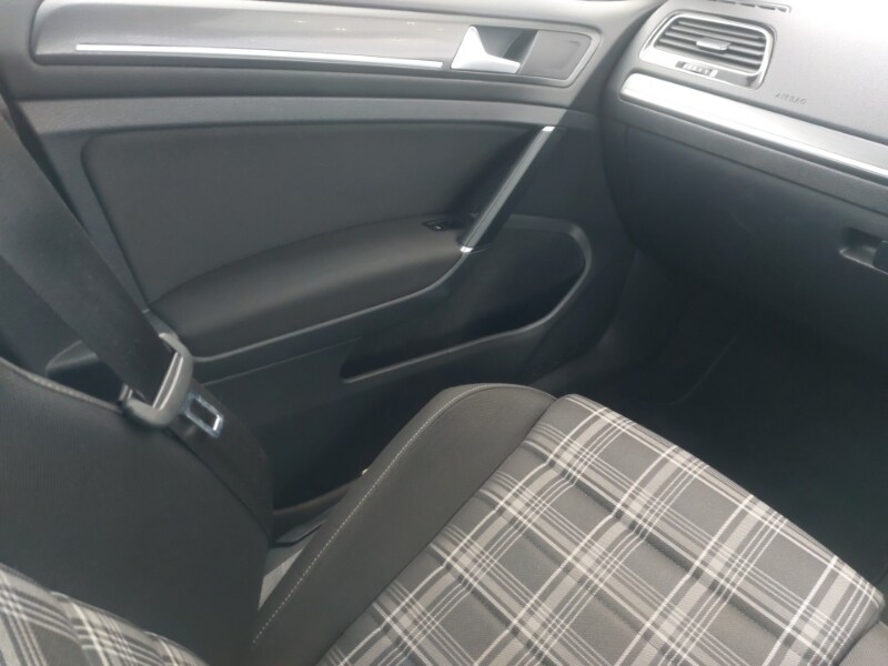 Used Volkswagen Golf 2018 for sale - 76518703: Photo 11