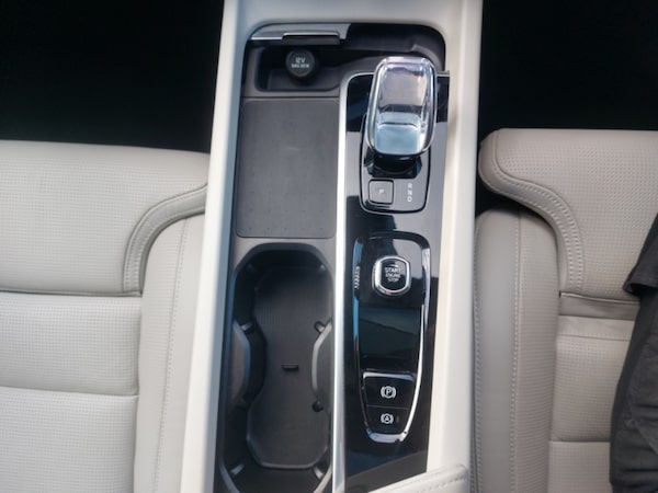 Used Volvo XC60 2024 for sale - 76331795: Photo 18