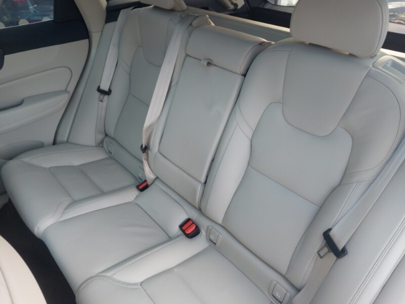 Used Volvo XC60 2024 for sale - 76331795: Photo 6