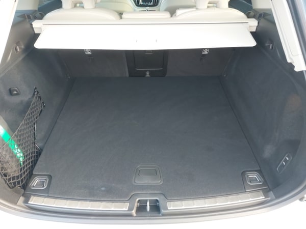 Used Volvo XC60 2024 for sale - 76331795: Photo 8