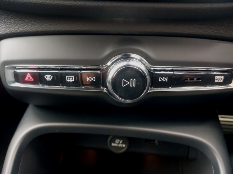 Used Volvo XC40 2021 for sale - 76879818: Photo 13